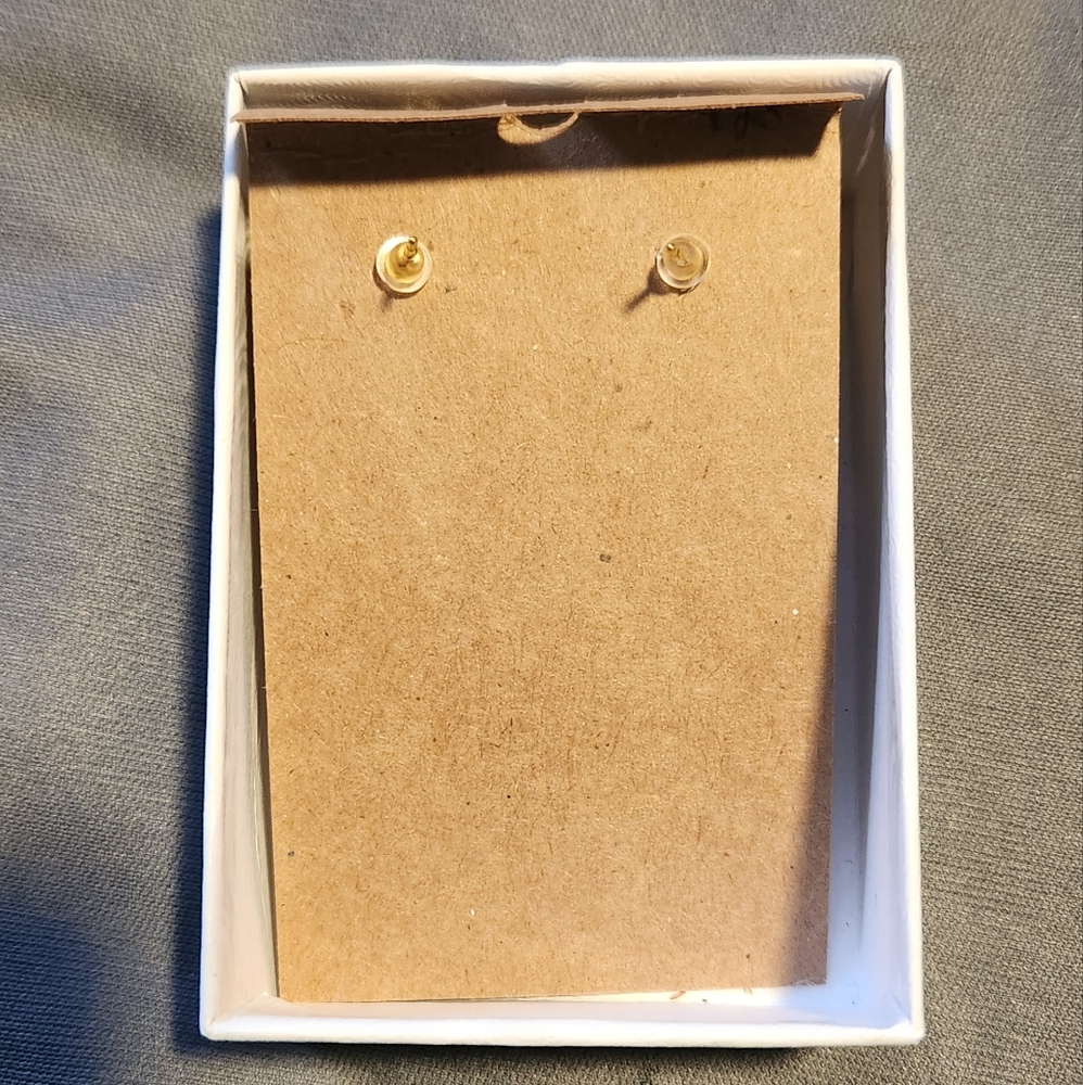 Earrings - Picture 3 of 3